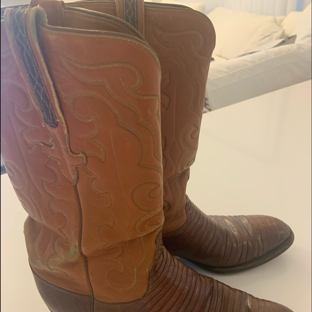 Lizard boots